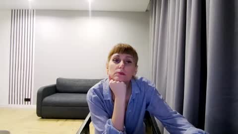 Snapshot of diana_meridor chatting on 12/02/24, 02:53 diana_meridor online show from 12/02/24, 02:53