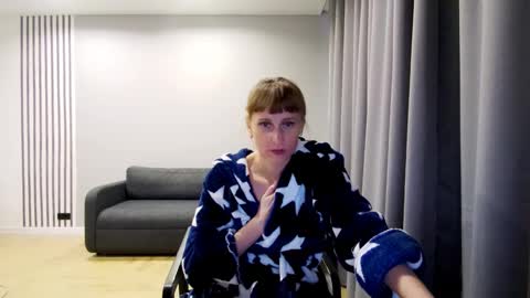 Snapshot of diana_meridor chatting on 12/28/24, 06:39 diana_meridor online show from 12/28/24, 06:39