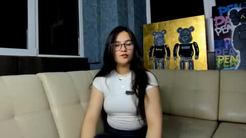 Hello my name is Carolina online show from 10/21/25, 05:46