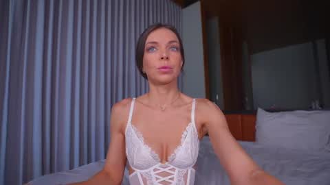 Snapshot of diana_smiley chatting on 06/21/26, 01:52 Diana online show from 06/21/26, 01:52