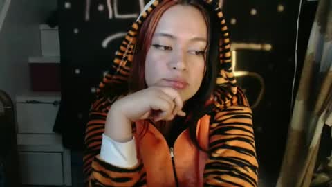 Snapshot of diana_smit_ chatting on 01/02/25, 04:20 diana online show from 01/02/25, 04:20