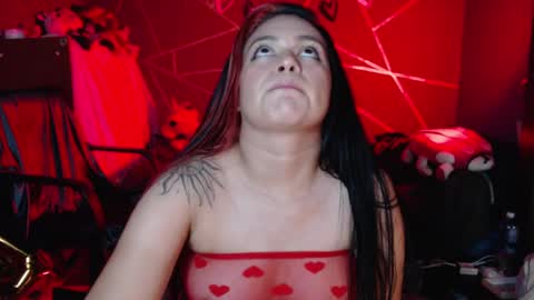 Snapshot of diana_smit_ chatting on 02/14/25, 10:14 diana online show from 02/14/25, 10:14