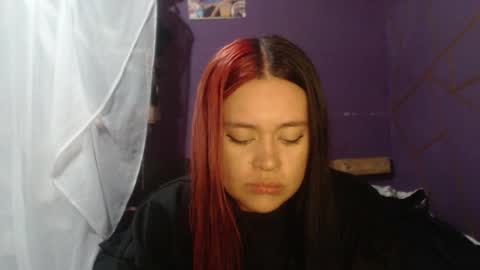 Snapshot of diana_smit_ chatting on 11/29/25, 07:11 diana online show from 11/29/25, 07:11