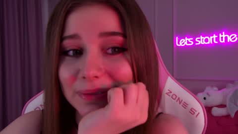 Diana online show from 01/30/25, 11:24