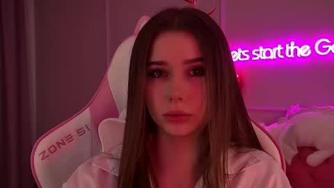 Diana online show from 02/11/25, 06:33