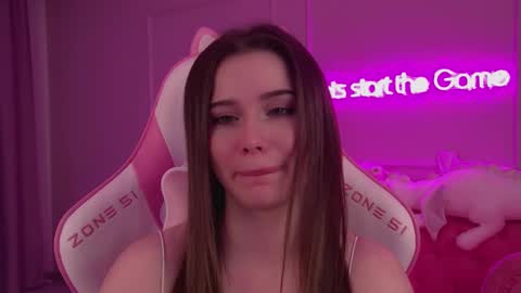 Diana online show from 03/03/25, 01:10