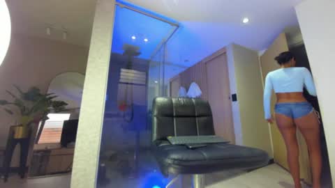 dianac1998 online show from 11/27/25, 09:06