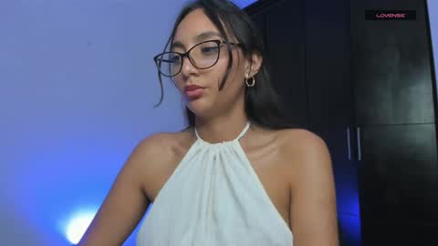 Snapshot of dianadirty1 chatting on 11/09/25, 11:03 dianadirty1 online show from 11/09/25, 11:03