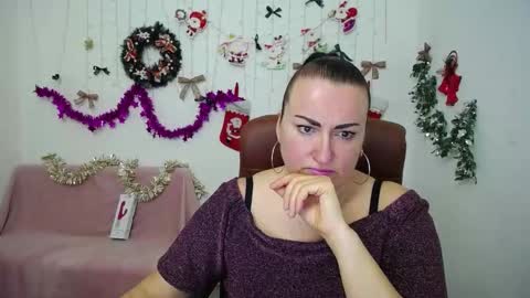 Diana online show from 12/21/25, 06:26