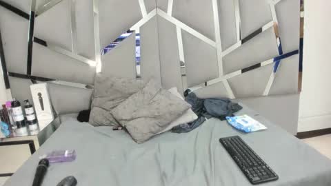 Snapshot of dianarous chatting on 12/09/24, 07:06 dianarous online show from 12/09/24, 07:06