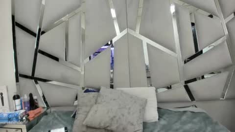 Snapshot of dianarous chatting on 12/11/24, 07:20 dianarous online show from 12/11/24, 07:20