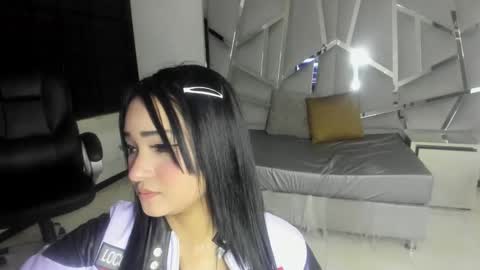 Snapshot of dianarous chatting on 12/25/24, 04:33 dianarous online show from 12/25/24, 04:33