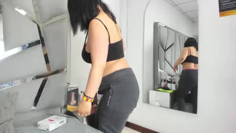 Snapshot of dianarous chatting on 10/07/25, 04:20 dianarous online show from 10/07/25, 04:20