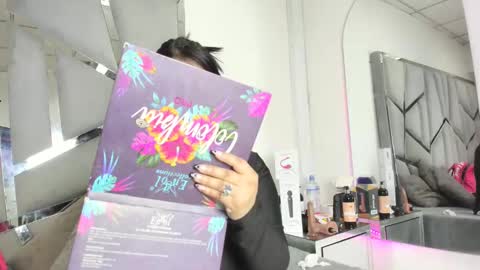 Snapshot of dianarous chatting on 11/05/25, 03:28 dianarous online show from 11/05/25, 03:28