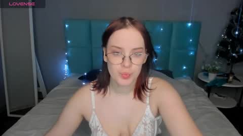 Snapshot of dianne_davis chatting on 01/03/25, 09:25 Dianne online show from 01/03/25, 09:25