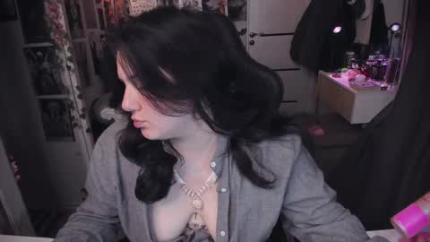 Snapshot of diasporaaa chatting on 10/29/25, 08:32 diasporaaa online show from 10/29/25, 08:32