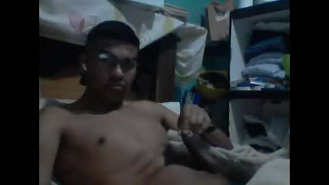 dick577943 online show from 12/21/24, 03:58