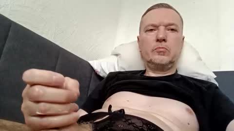 Snapshot of dick__18 chatting on 05/17/26, 08:12 Antonio online show from 05/17/26, 08:12