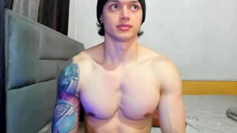 jhon online show from 04/08/26, 08:42