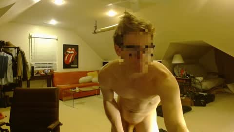 Snapshot of dick_doug_42092 chatting on 12/17/24, 09:50 dick dug online show from 12/17/24, 09:50