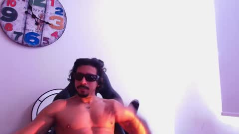 Snapshot of dickdamian_ chatting on 10/06/25, 05:54 Damin online show from 10/06/25, 05:54