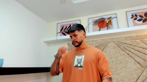 Snapshot of dickgriffith chatting on 02/01/25, 12:16 Dick Griffith online show from 02/01/25, 12:16