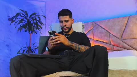 Snapshot of dickgriffith chatting on 10/05/25, 11:52 Dick Griffith online show from 10/05/25, 11:52