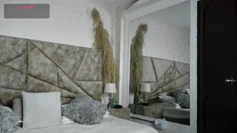 Snapshot of dickgriffith chatting on 10/21/25, 10:27 Dick Griffith online show from 10/21/25, 10:27