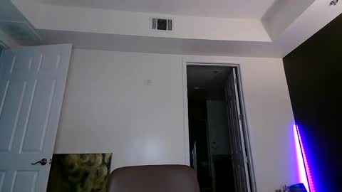 Snapshot of dickmonsta69 chatting on 04/02/26, 06:55 mistressjazmin online show from 04/02/26, 06:55