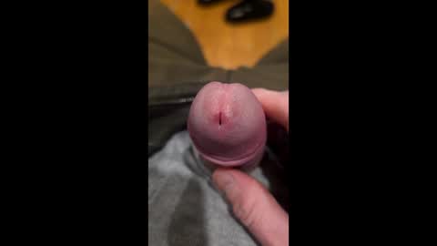 Snapshot of dickson1343 chatting on 09/28/25, 03:23 dickson1343 online show from 09/28/25, 03:23