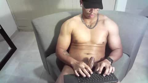 Snapshot of dicktastyz chatting on 05/30/26, 06:16 DickTasty online show from 05/30/26, 06:16