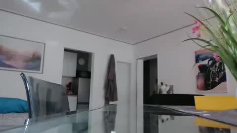 Snapshot of didiegal chatting on 09/23/25, 08:39 squirtcock online show from 09/23/25, 08:39