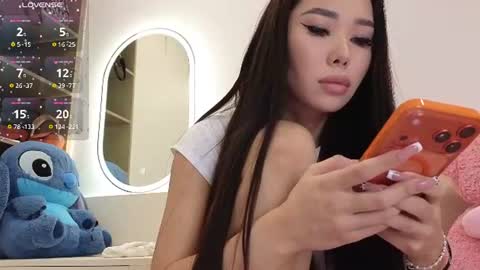 Liya online show from 07/28/26, 05:56
