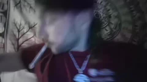 Snapshot of didismurf02 chatting on 01/22/25, 01:10 didismurf02 online show from 01/22/25, 01:10