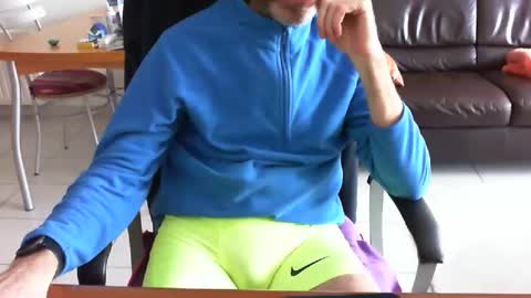 didonc from france..... online show from 04/01/26, 01:41