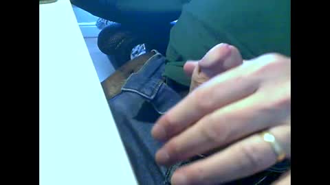 Snapshot of didsm20 chatting on 10/10/25, 01:54 MJ online show from 10/10/25, 01:54