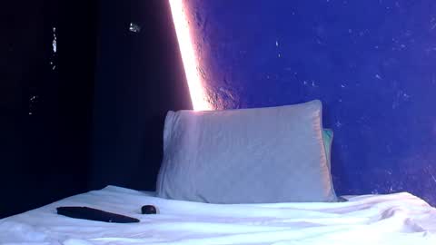 Diego online show from 02/28/25, 05:48