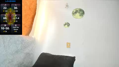 Diego online show from 06/17/26, 03:35