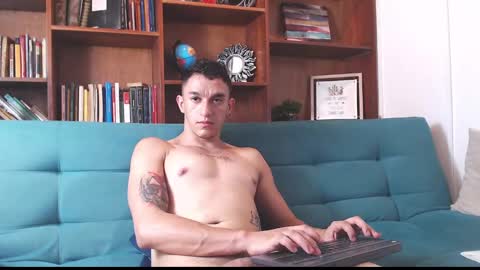 Snapshot of diegowesker chatting on 01/15/25, 05:15 diegowesker online show from 01/15/25, 05:15