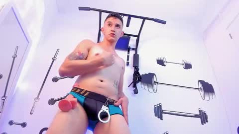 Snapshot of diegowesker chatting on 01/24/25, 05:32 diegowesker online show from 01/24/25, 05:32