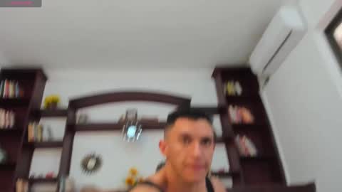 Snapshot of diegowesker chatting on 01/27/25, 07:35 diegowesker online show from 01/27/25, 07:35