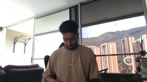 Snapshot of diehgoo_ortega chatting on 11/01/25, 04:42 Diego Ortega online show from 11/01/25, 04:42