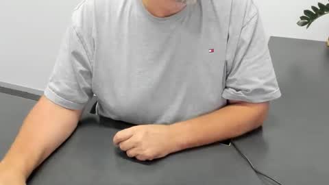 Diesel online show from 12/14/25, 03:01