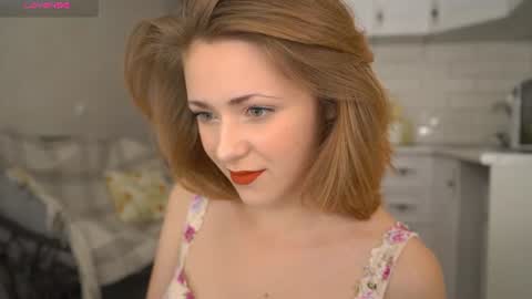 Snapshot of dietmountaindew_ chatting on 07/14/26, 04:23 Sophie online show from 07/14/26, 04:23