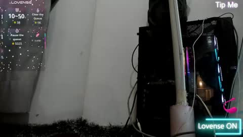 Snapshot of difiortiffany chatting on 05/19/26, 12:38 difiortiffany online show from 05/19/26, 12:38