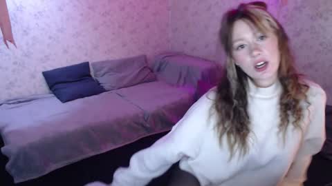 Hi im Alice 3 Im usualy online 03-10 or 17-21 UTC0 online show from 02/27/26, 10:54