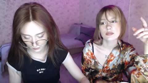 Hi im Alice 3 Im usualy online 03-10 or 17-21 UTC0 online show from 03/10/26, 02:16