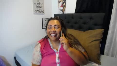 Mariana online show from 06/19/26, 02:49