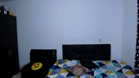 diiego_xxx online show from 02/04/26, 12:11