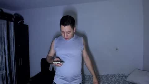 Snapshot of diiego_xxx chatting on 06/15/26, 02:36 diiego_xxx online show from 06/15/26, 02:36